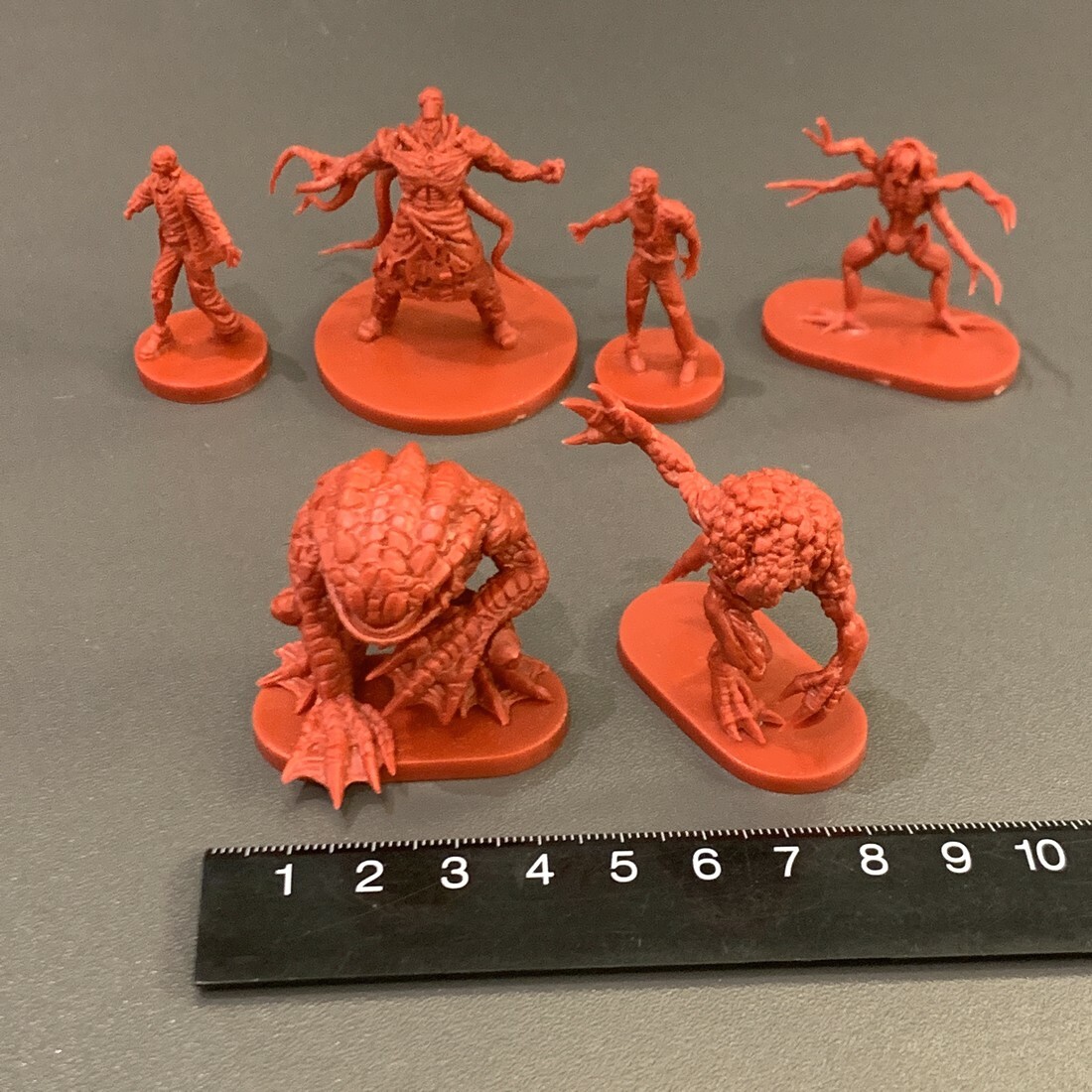 Figurki Miniatury Potworów Łow – Board Game Zombies recenzja i cena